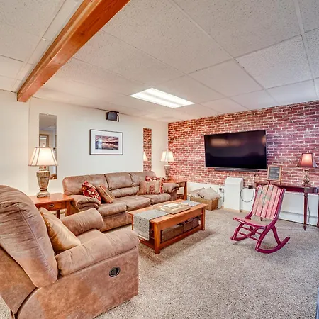 Cozy Apartment Less Than 4 Miles To Downtown Anchorage! Exterior photo