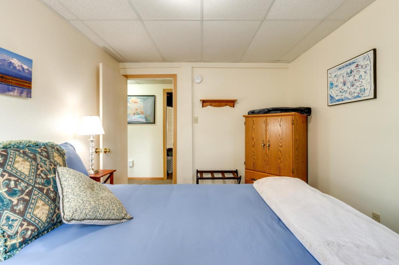 Cozy Less Than 4 Miles To Downtown Anchorage! Anchorage