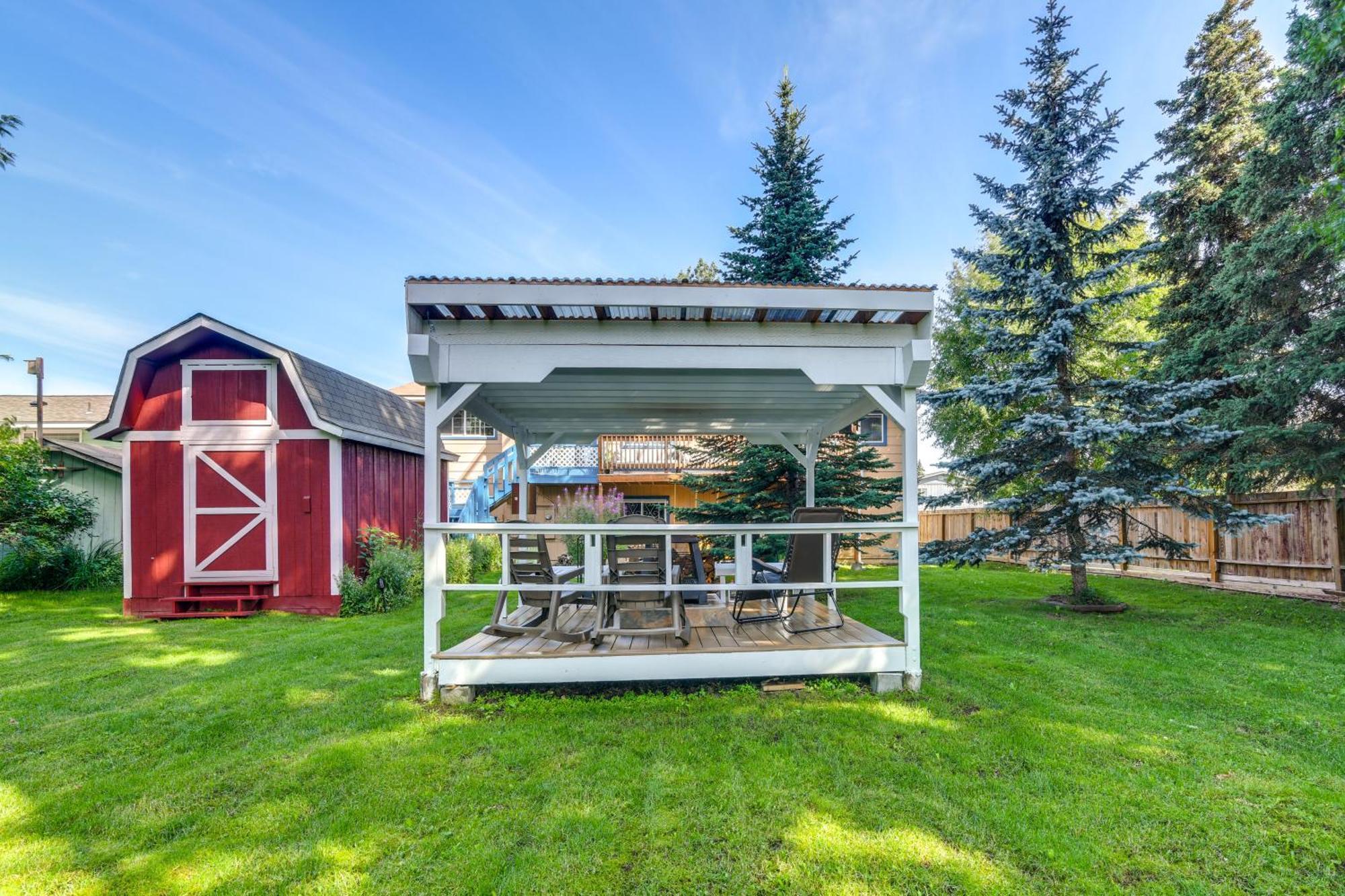 Apartment Cozy Less Than 4 Miles To Downtown Anchorage! Anchorage